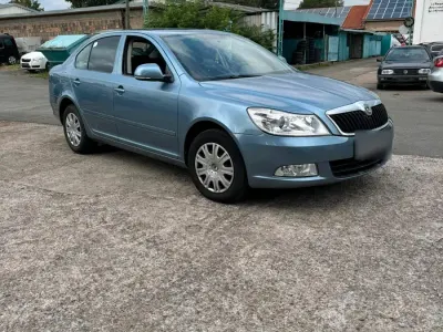 Gebraucht Skoda Octavia 122 PS (89 kW) 2009 Grau Limousine