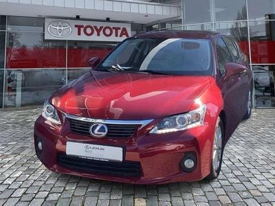 Lexus CT200h