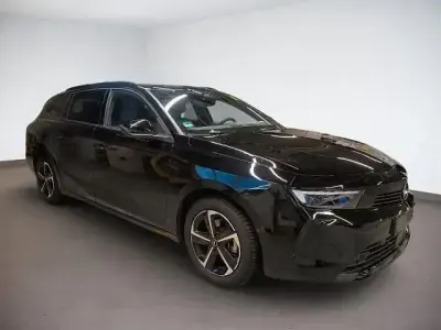 Gebraucht Opel Astra Edition 110 PS (80 kW) 2024 Schwarz Kleinwagen