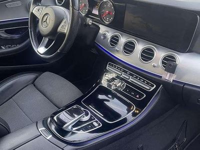 Gebraucht 2017 Mercedes E220 Avantgarde Kombi | 19.900 € (Fairer Preis)