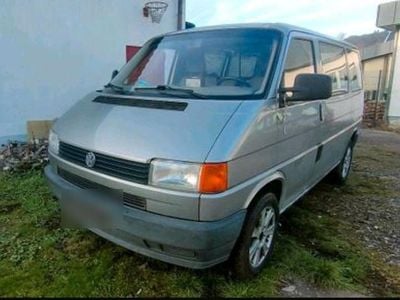 Gebraucht VW T4 84 PS (61 kW) 1993 Silber Van