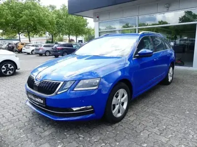 Gebraucht Skoda Octavia Style 150 PS (110 kW) 2020 Blau Kombi