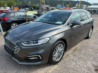 Gebraucht Ford Mondeo Titanium 150 PS (110 kW) 2022 Magnetic (metallic) Kombi