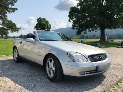 Gebraucht Mercedes SLK230 193 PS (141 kW) 1997 Silber Cabrio