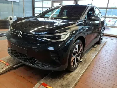 Gebraucht VW ID.4 Pro Performance 150 kW (204 PS) 2023 Grenadillschwarz SUV