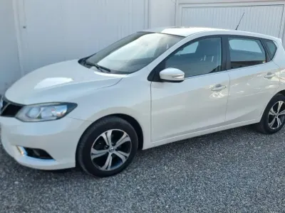 Gebraucht Nissan Pulsar 116 PS (85 kW) 2015 Weiß Kleinwagen