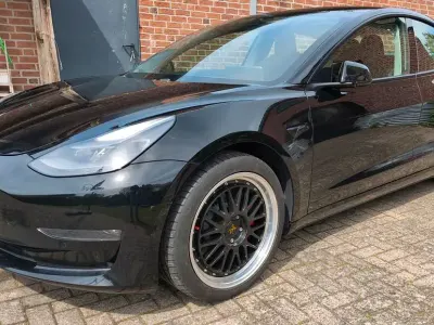 Occasion Tesla Model 3 377 kW (513 PK) 2021 Zwart Sedan