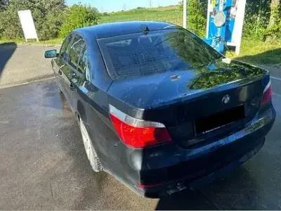 Second-hand BMW 530 218 CP (160 kW) 2003 Negru Berlinǎ