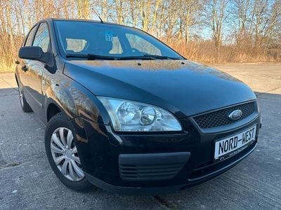 Gebraucht Ford Focus Trend 101 PS (74 kW) 2005 Schwarz Limousine