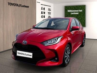Gebraucht Toyota Yaris Hybrid Team 116 PS (85 kW) 2023 Rot Limousine