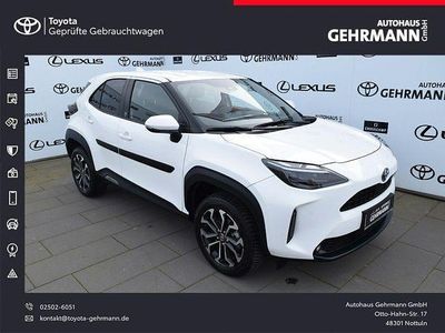 Gebraucht Toyota Yaris Cross Team 116 PS (85 kW) 2023 Weiß SUV