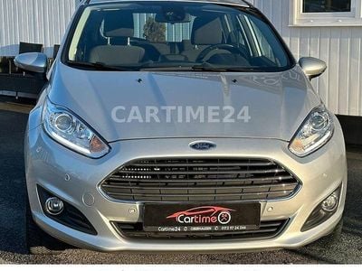 Gebraucht Ford Fiesta Trend 101 PS (74 kW) 2015 Silber Limousine