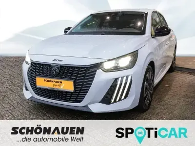 Używany Peugeot 208 Active 101 KM (74 kW) 2024 Biały Hatchback