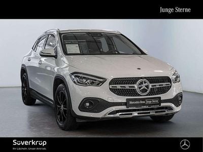 Weiß digitalweiß Gebraucht 2020 Mercedes GLA200 Progressive SUV | 30.700 € (Fairer Preis)