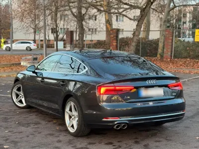 Gebraucht Audi A5 Sportback Comfort 190 PS (139 kW) 2017 Grau Kleinwagen