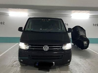 Gebraucht VW Multivan 140 PS (102 kW) 2014 Violet Van