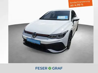 Second-hand VW Golf VIII GTI 300 CP (220 kW) 2023 Alb Berlinǎ