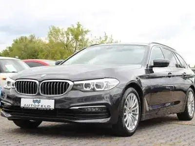 Gebraucht BMW 520 Performance 190 PS (139 kW) 2019 Grau Kombi