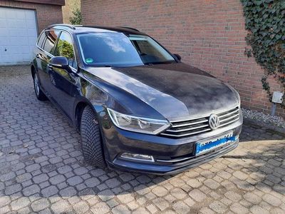 Second-hand VW Passat Comfortline 190 CP (139 kW) 2017 Negru Break