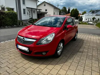Gebraucht Opel Corsa 90 PS (66 kW) 2010 Rot Kleinwagen