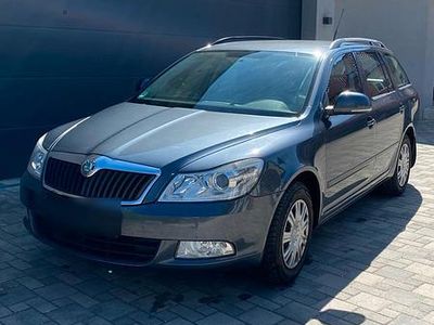Gebraucht Skoda Octavia 105 PS (77 kW) 2009 Grau Kombi