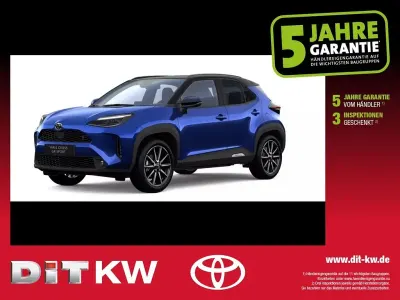 Neu Toyota Yaris Sport 131 PS (96 kW) 2026 Juniper blue (8y8)/ black (202 Kleinwagen