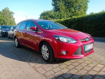 Usata Ford Focus 101 CV (74 kW) 2012 Rosso Station wagon