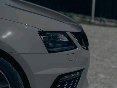 Gebraucht Skoda Octavia vRS 245 PS (180 kW) 2019 Grau Kombi