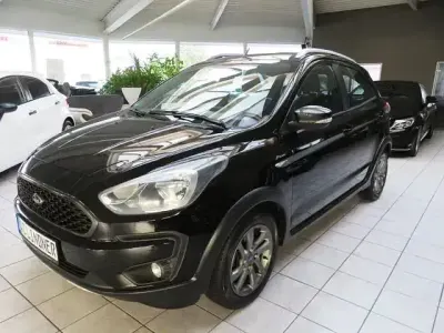 Gebraucht Ford Ka Plus Active 86 PS (63 kW) 2018 Schwarz Kleinwagen