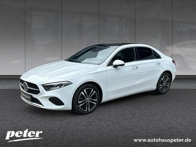 Weiß Gebraucht 2023 Mercedes A200 Progressive Limousine | 30.870 € (Fairer Preis)