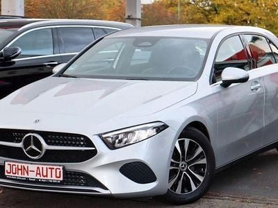 Gebraucht Mercedes A180 116 PS (85 kW) 2023 Iridiumsilber (metallic) Limousine