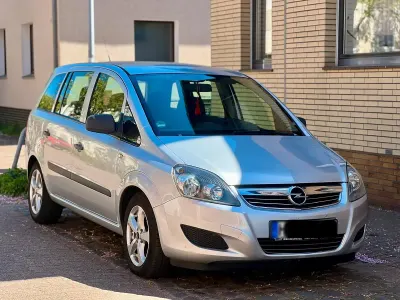 Brugt Opel Zafira 110 HK (80 kW) 2011 Sølv MPV