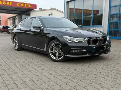 Usata BMW 730 Sport Line 265 CV (194 kW) 2018 Nero Berlina