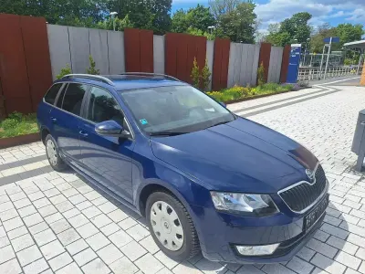 Gebraucht Skoda Octavia 105 PS (77 kW) 2014 Blau Kombi