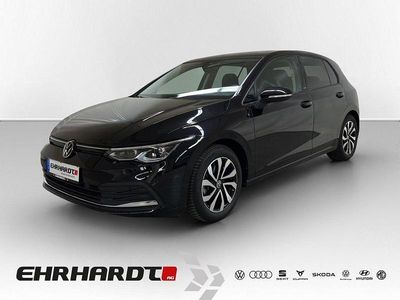 Schwarz Gebraucht 2022 VW Golf VIII Life Limousine | 26.690 € (Etwas zu teuer)