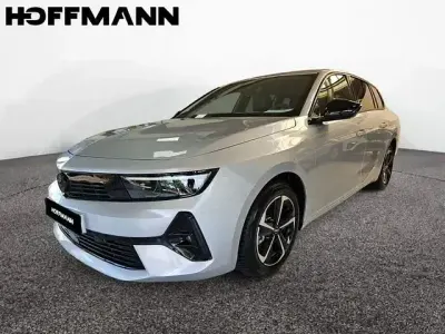 Gebraucht Opel Astra 131 PS (96 kW) 2024 Kristall silber metallic Kleinwagen