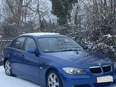 Blau Gebraucht 2006 BMW 320 Limousine | 4.499 € (Fairer Preis)