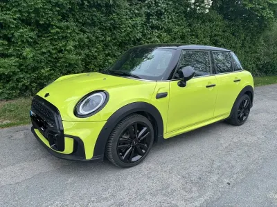 Używany Mini John Cooper Works 136 KM (100 kW) 2022 Żółty Hatchback