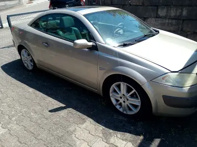 Gebraucht Renault Mégane Cabriolet Privilege 135 PS (99 kW) 2004 Beige Cabrio