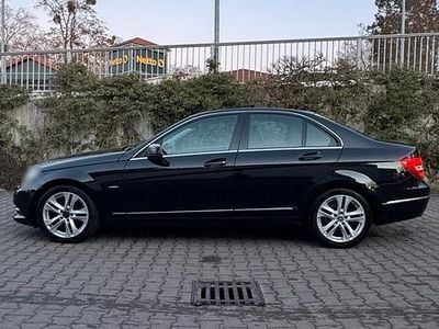 Gebraucht Mercedes C180 157 PS (115 kW) 2012 Schwarz Limousine