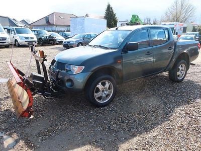 Gebraucht Mitsubishi L200 Invite 136 PS (100 kW) 2006 Grün Pickup