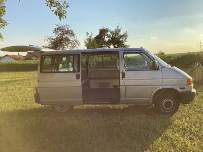 Gebraucht VW Caravelle 102 PS (75 kW) 2001 Silber Van