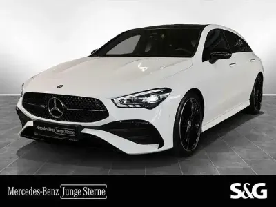 Gebraucht Mercedes CLA200 Shooting Brake AMG 163 PS (119 kW) 2024 Andere Kombi