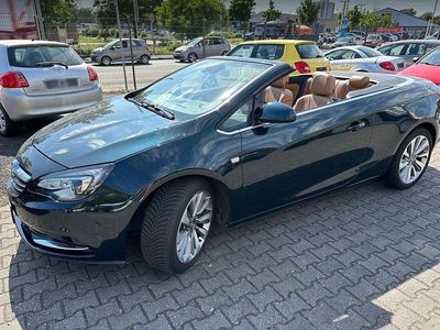 Second-hand Opel Cascada Innovation 165 CP (121 kW) 2015 Verde Cabrio