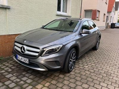 Mercedes GLA250