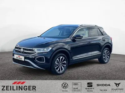 Second-hand VW T-Roc Style 150 CP (110 kW) 2025 Negru SUV