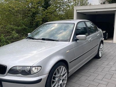 Second-hand BMW 320 150 CP (110 kW) 2003 Argintiu Berlinǎ
