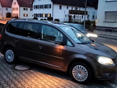Gebraucht VW Touran 140 PS (102 kW) 2012 Braun Van / Kleinbus