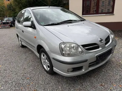 Gebraucht Nissan Almera Tino Acenta+ 116 PS (85 kW) 2005 Silver (m) Van / Kleinbus