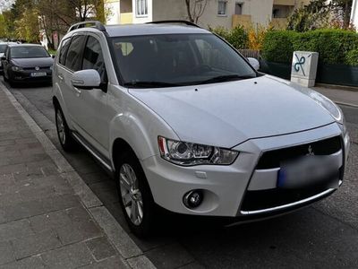 gebraucht Mitsubishi Outlander 2WD 8-fach bereift